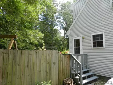 6325 Jones Creek Dr, Gloucester, VA 23061 photo 20