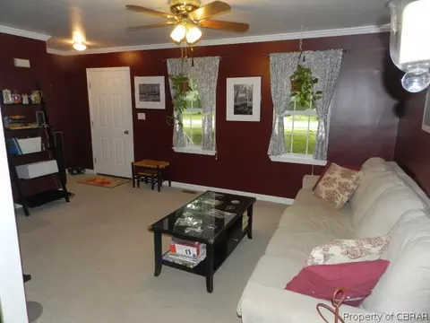 6325 Jones Creek Dr, Gloucester, VA 23061 photo 3