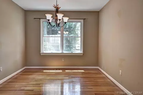 7842 Berkeley Dr, Gloucester Point, VA 23062 photo 7