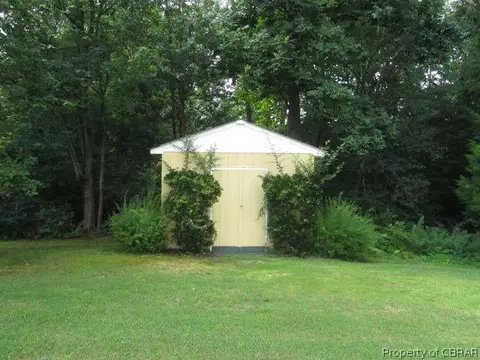 7702 Roaring Springs Rd, Gloucester, VA 23061 photo 8