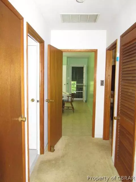 7702 Roaring Springs Rd, Gloucester, VA 23061 photo 5