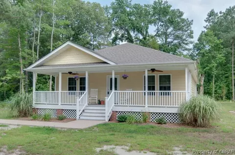 8 Fleetwood Cir, Mathews, VA 23109 photo 1