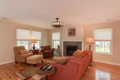 8 Fleetwood Cir, Mathews, VA 23109 photo 7