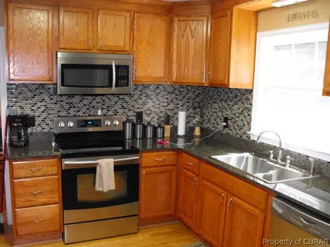 4296 Bufflehead Dr, Gloucester, VA 23061 photo 3