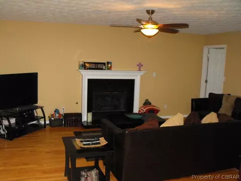 4296 Bufflehead Dr, Gloucester, VA 23061 photo 9