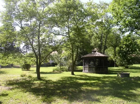 454 Bald Eagle Rd, White Stone, VA 22578 photo 4