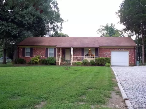 7504 Matoaka Ave, Gloucester Point, VA 23062 photo 1