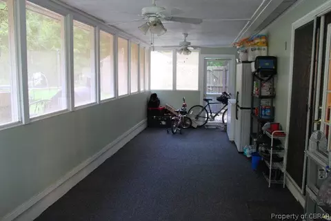 8845 Marlfield Rd, Gloucester, VA 23061 photo 11