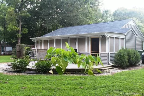 8845 Marlfield Rd, Gloucester, VA 23061 photo 15
