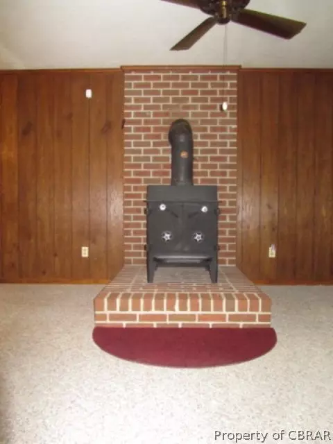 7266 Dutton Rd, Gloucester, VA 23061 photo 4
