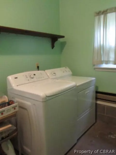 7266 Dutton Rd, Gloucester, VA 23061 photo 9