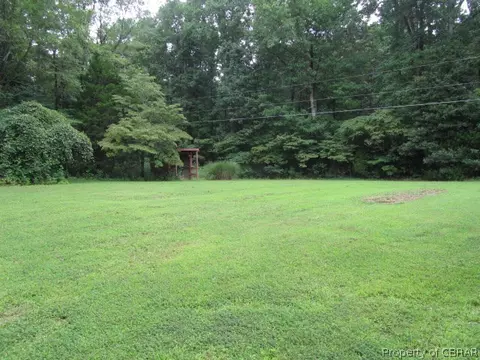 7266 Dutton Rd, Gloucester, VA 23061 photo 14