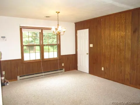 7266 Dutton Rd, Gloucester, VA 23061 photo 5