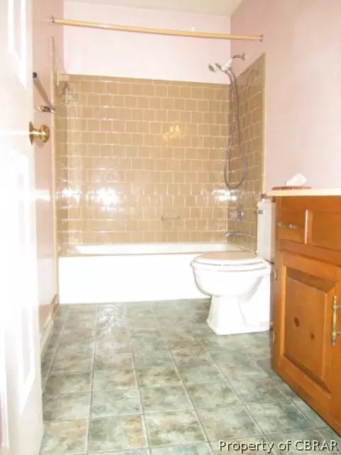 7266 Dutton Rd, Gloucester, VA 23061 photo 8