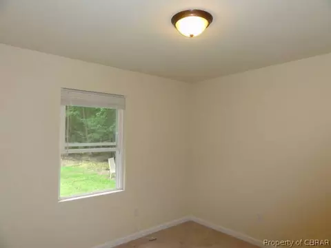10640 Indian Rd, Gloucester, VA 23061 photo 6