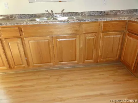 10640 Indian Rd, Gloucester, VA 23061 photo 7