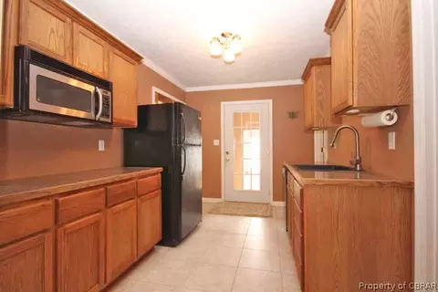 1562 Feather Haven Ln, Gloucester Point, VA 23062 photo 9