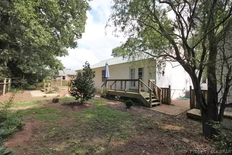 1562 Feather Haven Ln, Gloucester Point, VA 23062 photo 8