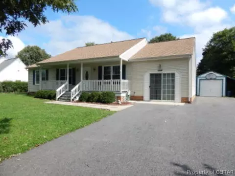 6685 Kimberly Dr, Gloucester, VA 23061 photo 2