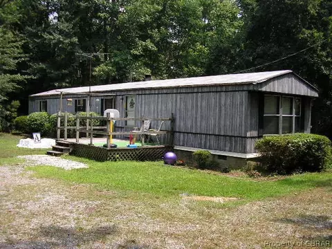 8251 Ark Rd, Gloucester, VA 23061 photo 6