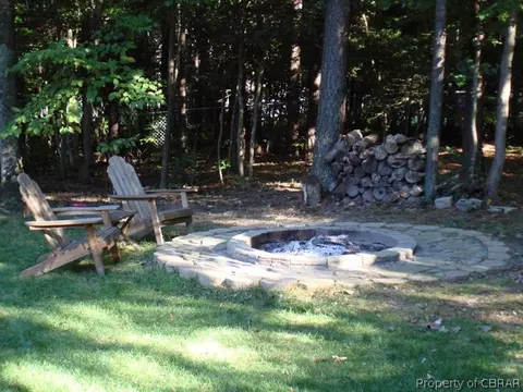 8379 Kitchener Dr, Gloucester, VA 23061 photo 17