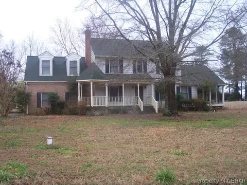 4679 Hermitage Ln, Gloucester, VA 23061 photo 3