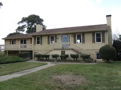 738 Plainview Rd, Topping, VA 23169 photo 1