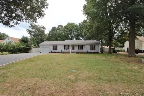 1704 Pine Tree Dr, Gloucester Point, VA 23062 photo 15