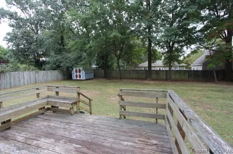 1704 Pine Tree Dr, Gloucester Point, VA 23062 photo 16