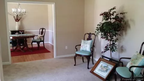 1704 Pine Tree Dr, Gloucester Point, VA 23062 photo 6