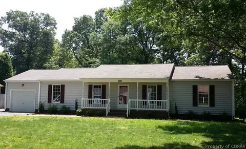 1704 Pine Tree Dr, Gloucester Point, VA 23062 photo 2