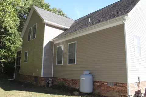 206 Dixie Dr, Mathews, VA 23109 photo 6