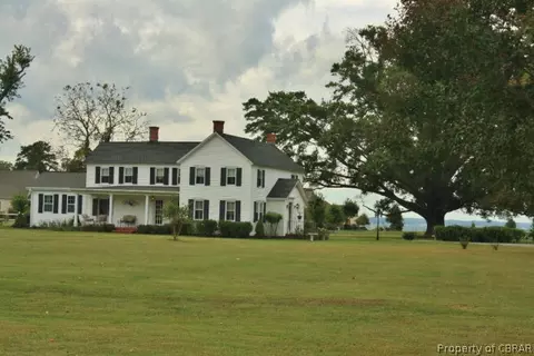 724 Benson Rd, Weems, VA 22576 photo 1