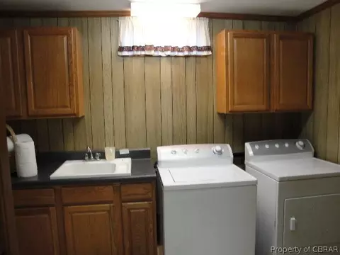 7358 Forest Dr, Gloucester Point, VA 23062 photo 18