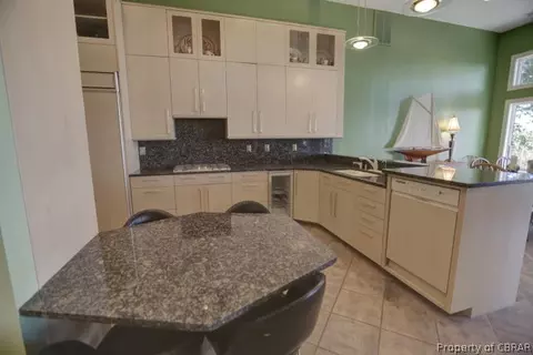 439 Yankee Point Rd, Lancaster, VA 22503 photo 8