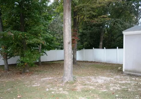 12422 Cedar Trl, Gloucester, VA 23061 photo 10