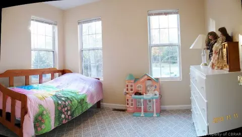 8338 Adams Ct, Gloucester, VA 23061 photo 10