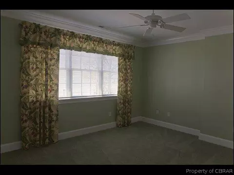 379 Cedar Pointe Dr, Weems, VA 22576 photo 12