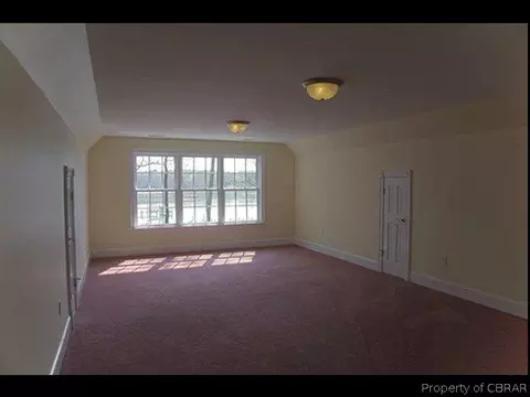 379 Cedar Pointe Dr, Weems, VA 22576 photo 13