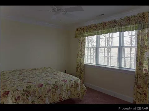 379 Cedar Pointe Dr, Weems, VA 22576 photo 11