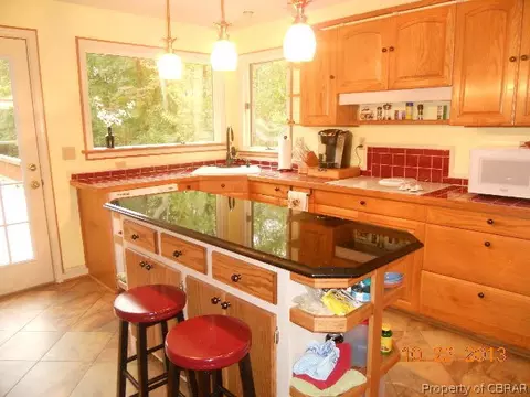 9085 Catapult Ln, Gloucester, VA 23061 photo 8