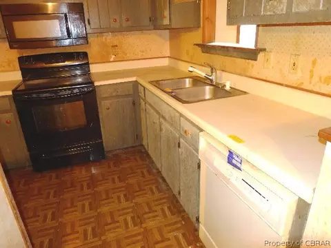3946 Hickory Fork Rd, Gloucester, VA 23061 photo 2