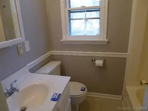 8679 Marlfield Rd, Gloucester, VA 23061 photo 7