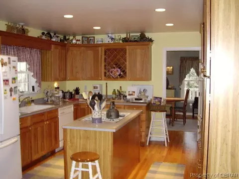 299 Edgewater Rd, Saluda, VA 23149 photo 11