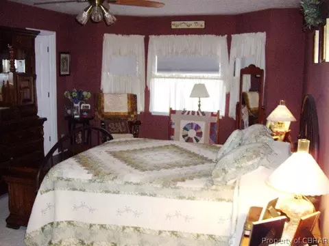 299 Edgewater Rd, Saluda, VA 23149 photo 5