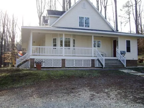 299 Edgewater Rd, Saluda, VA 23149 photo 2