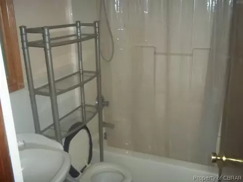 4104 Eagle Rd, Hayes, VA 23072 photo 6