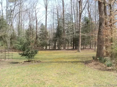 6034 Lamberth Ln, Gloucester, VA 23061 photo 13