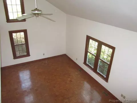 6034 Lamberth Ln, Gloucester, VA 23061 photo 4
