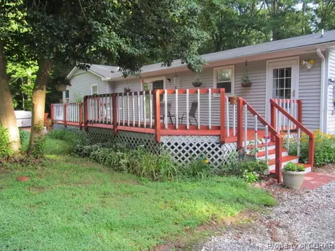 115 Atkins Ln, Dutton, VA 23050 photo 3